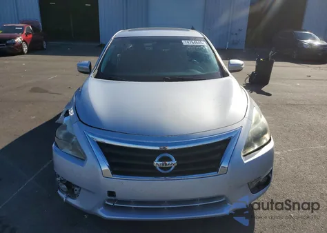 2013 Nissan Altima 2.5 из США, поврежденный, VIN 1N4AL3AP8DC277689